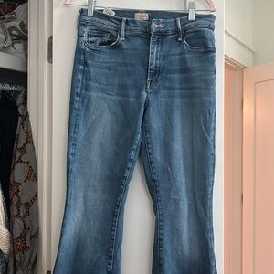 MOTHER jeans weekender fray